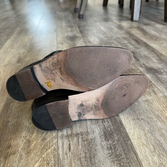 J. Crew Black Leather Chelsea Boots with Contrast Stitching - Picture 8 of 9